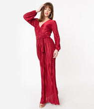 Load image into Gallery viewer, Retro Style Burgundy Pleated Maxi Dress
