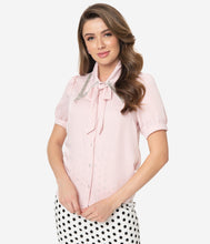 Load image into Gallery viewer, 1950s Style Light Pink Rhinestone Collar Blouse
