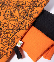 Load image into Gallery viewer, Orange Spiderweb Oven Mitt &amp; Dish Towel Set
