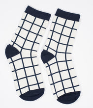 Load image into Gallery viewer, Navy &amp; White Checkered Ankle Socks
