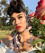 Load image into Gallery viewer, Unique Vintage Flamingo Print Hair Scarf
