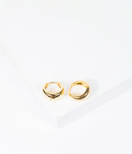 Load image into Gallery viewer, Unique Vintage Gold Mini Hoop Earrings

