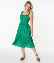 Load image into Gallery viewer, Retro Style Green Smocked Midi Dress
