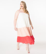 Load image into Gallery viewer, Plus Size Off White &amp; Coral Tiered Coloblock Maxi Dress
