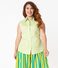 Load image into Gallery viewer, Plus Size Mint Green Sleeveless Collared Cotton Button Up Blouse
