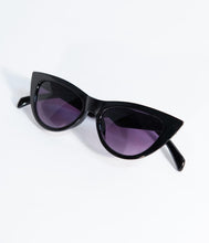 Load image into Gallery viewer, Vintage Style Black Sling Cat Eye Sunglasses
